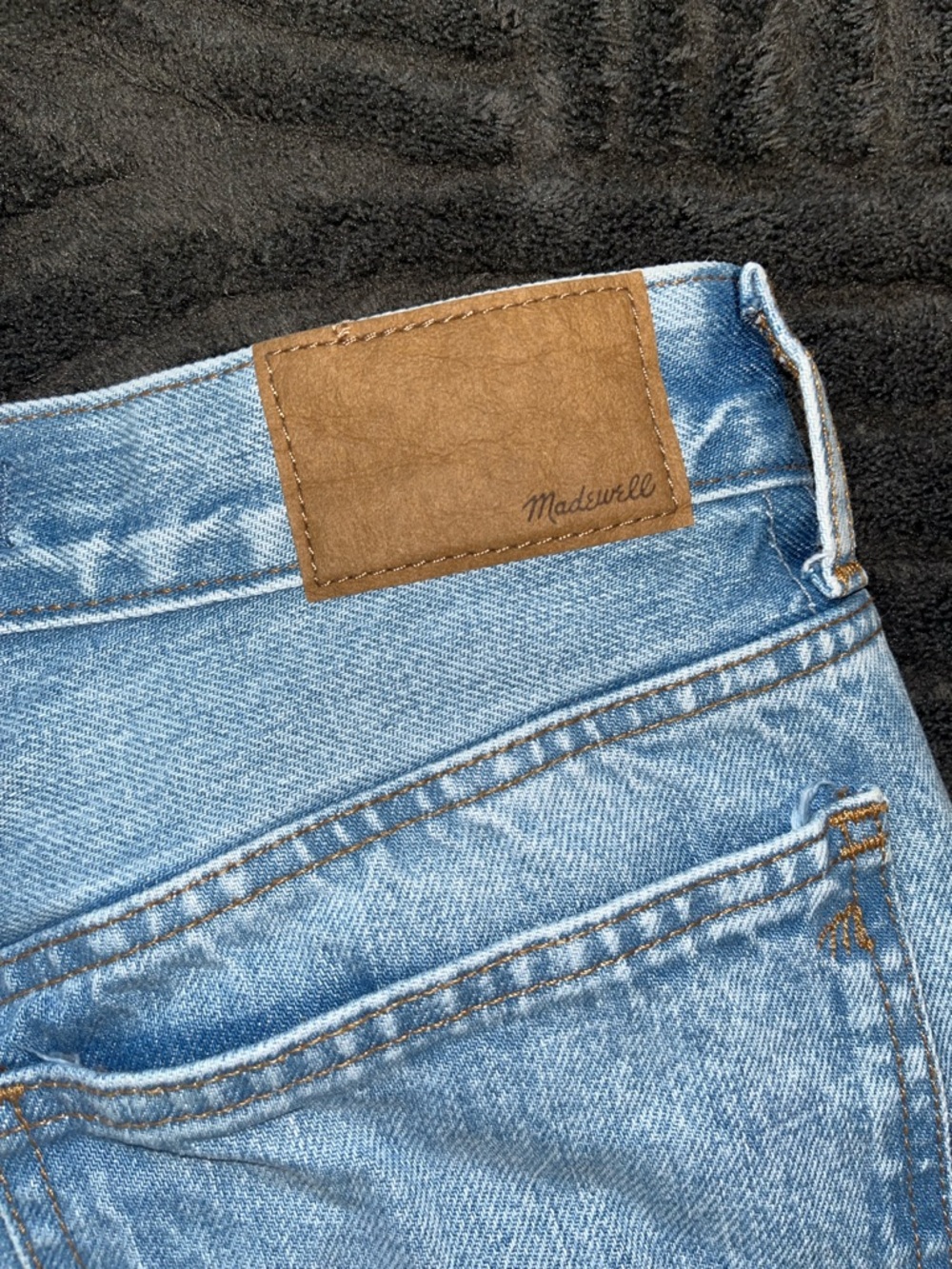 Madewell Light Blue 90’s Straight Leg Jeans - Picture 6 of 11